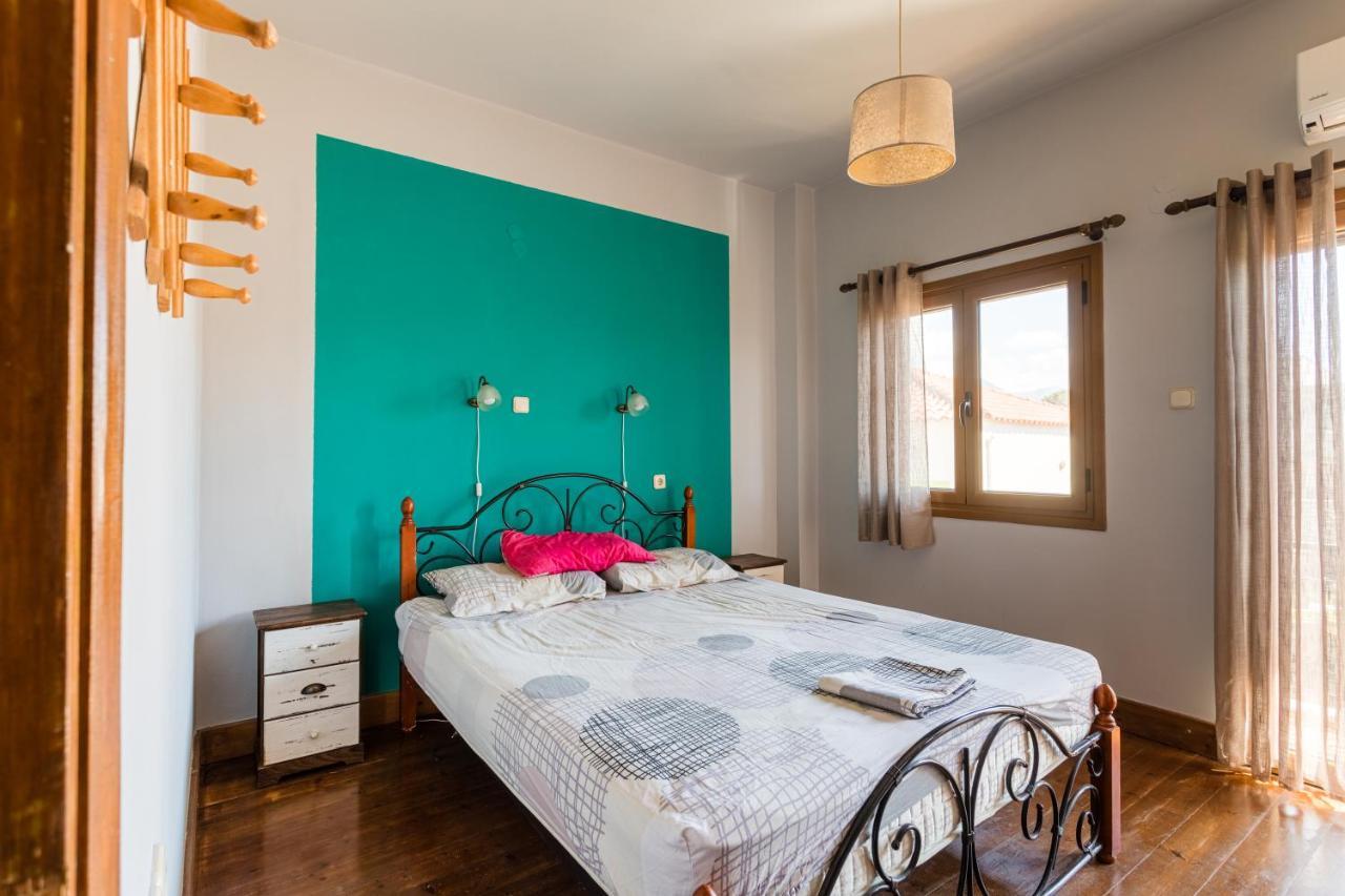 Ta-So'S Apartments Stoupa Messinias Kültér fotó